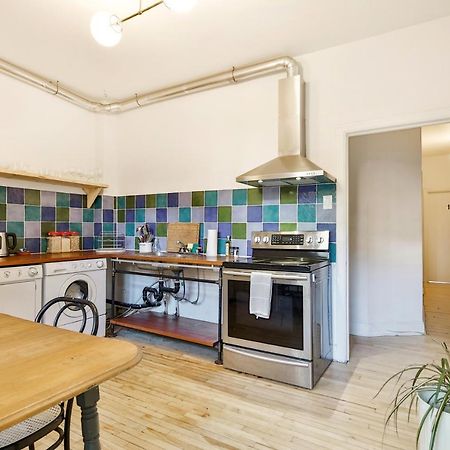 La Maison Du Mile-End Монреаль Экстерьер фото